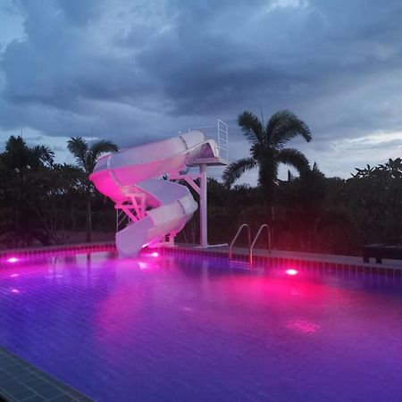Kp Mountain Beach Pran Buri Esterno foto
