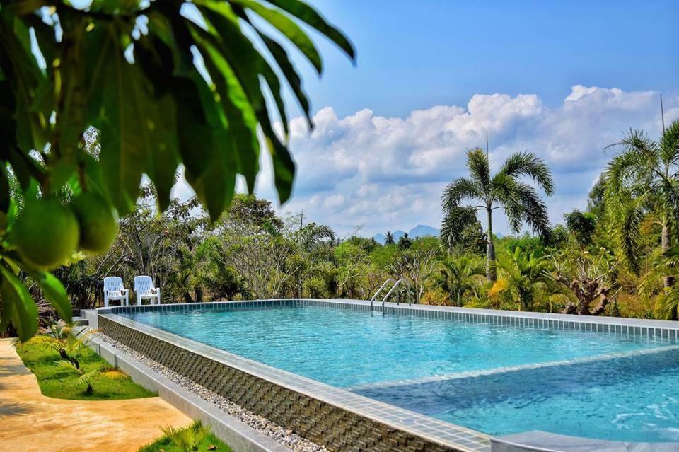Kp Mountain Beach Pran Buri Esterno foto