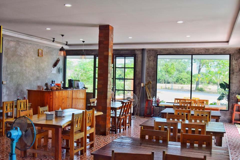 Kp Mountain Beach Pran Buri Esterno foto